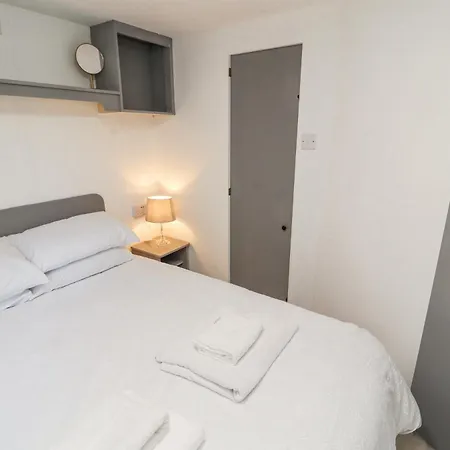 No 29 Wyndham Hall Tatil Evi