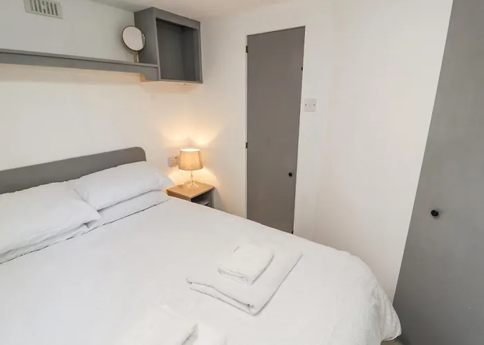 No 29 Wyndham Hall Holiday home